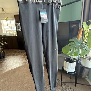 Nike Pro Tight Fit Black Leggings